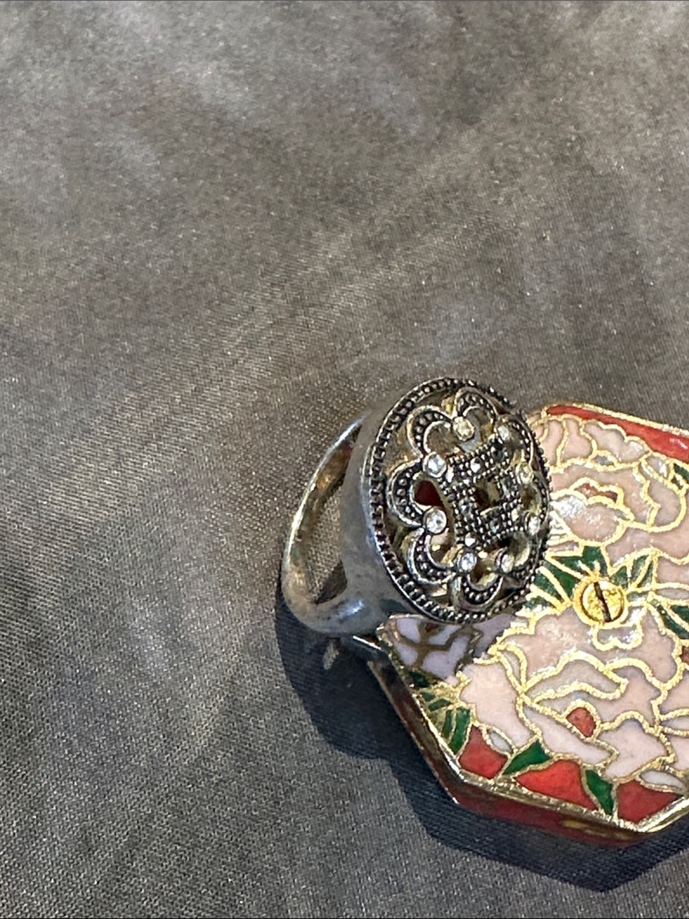 Ornate 925 Silver Filigree Cocktail Ring - Women size 8.5
